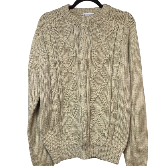 Vintage Other - Vintage Men's Classic Cable Knit Crewneck Sweater  Unisex Size Large Tan